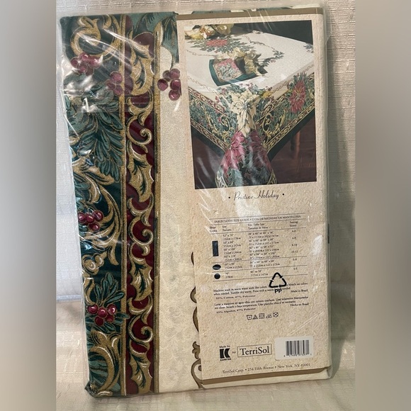 Festive Floral Holiday Tablecloth by Karsten for Terrisol - Picture 3 of 4